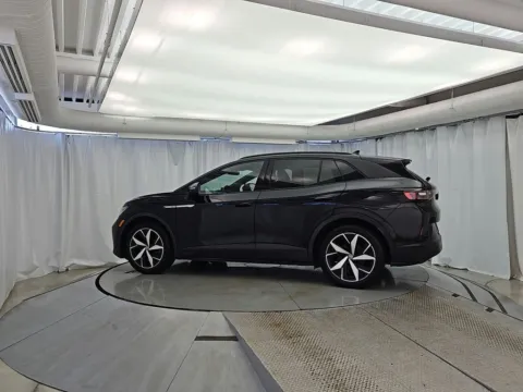 More photos of 2023 Volkswagen ID.4 Pro S at CarWise Gurnee, IL