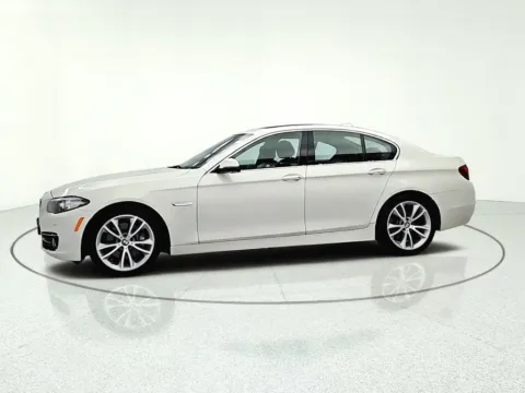 More photos of 2016 BMW 5 Series 535i xDrive at CarWise Gurnee, IL