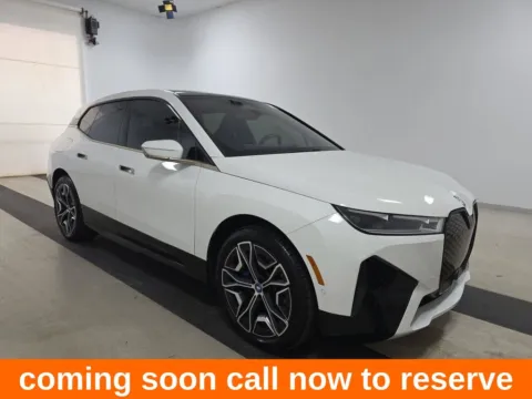 White 2024 BMW iX xDrive50 for sale in Gurnee, IL