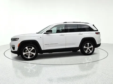 Another view of 2023 Jeep Grand Cherokee 4xe for sale in Gurnee, IL at CarWise Gurnee