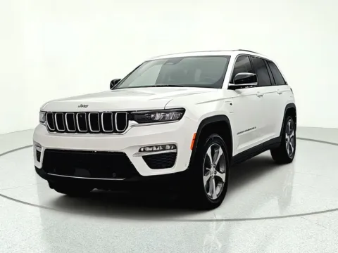 Photos of 2023 Jeep Grand Cherokee 4xe for sale in Gurnee, IL at CarWise Gurnee