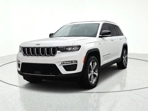 Photos of 2023 Jeep Grand Cherokee 4xe for sale in Gurnee, IL at CarWise Gurnee