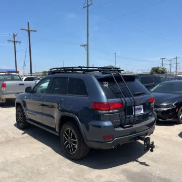 Photos of 2019 Jeep Grand Cherokee Trailhawk for sale in Gurnee, IL at CarWise Gurnee