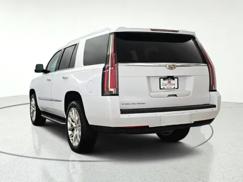 More photos of 2018 Cadillac Escalade Luxury at CarWise Gurnee, IL