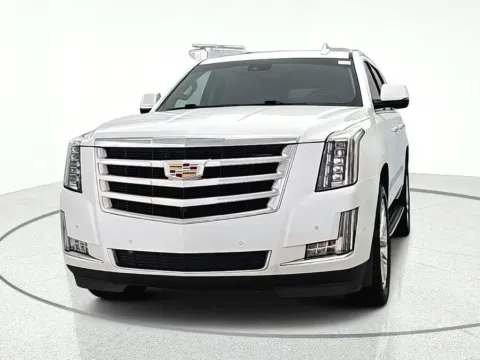 Photos of 2018 Cadillac Escalade Luxury for sale in Gurnee, IL at CarWise Gurnee