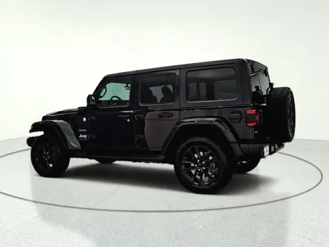 More photos of 2023 Jeep Wrangler Sahara 4xe at CarWise Gurnee, IL