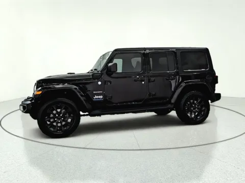 More photos of 2023 Jeep Wrangler Sahara 4xe at CarWise Gurnee, IL