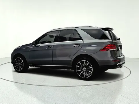 More photos of 2017 Mercedes-Benz GLE 350 at CarWise Gurnee, IL