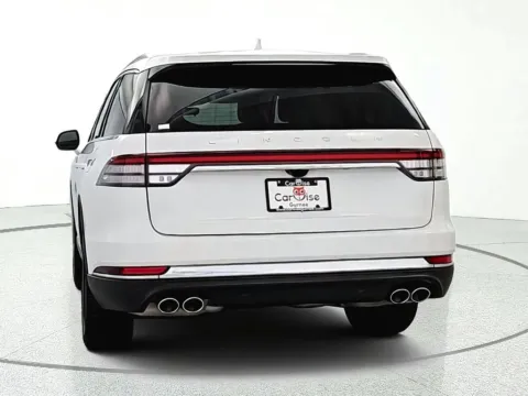 More photos of 2023 Lincoln Aviator Standard at CarWise Gurnee, IL