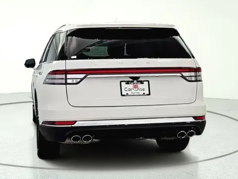 More photos of 2023 Lincoln Aviator Standard at CarWise Gurnee, IL