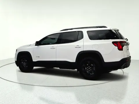 More photos of 2021 GMC Acadia AT4 at CarWise Gurnee, IL