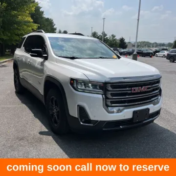 White 2021 GMC Acadia AT4 for sale in Gurnee, IL