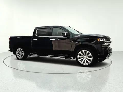 Photos of 2020 Chevrolet Silverado 1500 High Country for sale in Gurnee, IL at CarWise Gurnee