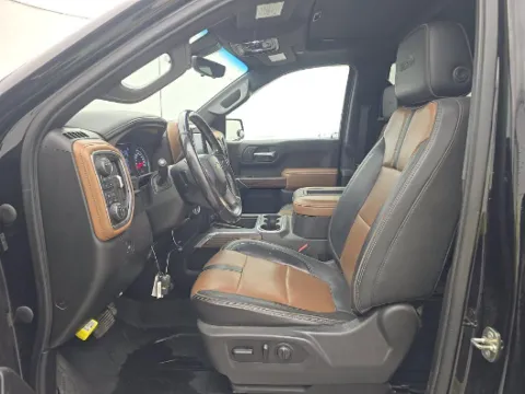 Another view of 2020 Chevrolet Silverado 1500 High Country for sale in Gurnee, IL at CarWise Gurnee