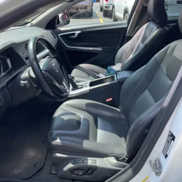 Another view of 2018 Volvo V60 Cross Country T5 for sale in Gurnee, IL at CarWise Gurnee