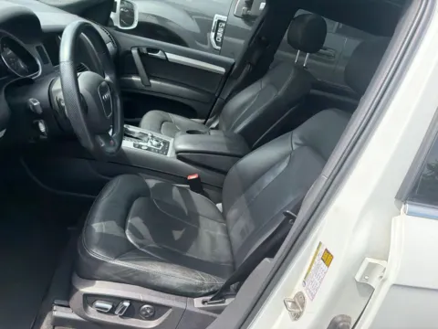 Another view of 2011 Audi Q7 3.0 TDI Premium for sale in Gurnee, IL at CarWise Gurnee