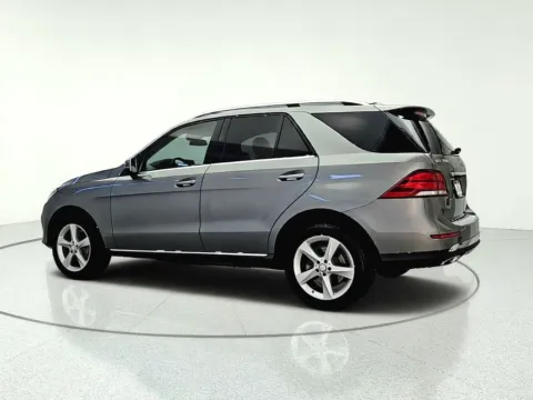 More photos of 2016 Mercedes-Benz GLE 350 at CarWise Gurnee, IL