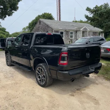 Photos of 2019 Ram 1500 Laramie for sale in Gurnee, IL at CarWise Gurnee