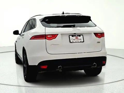 More photos of 2020 Jaguar F-PACE 25t Premium at CarWise Gurnee, IL