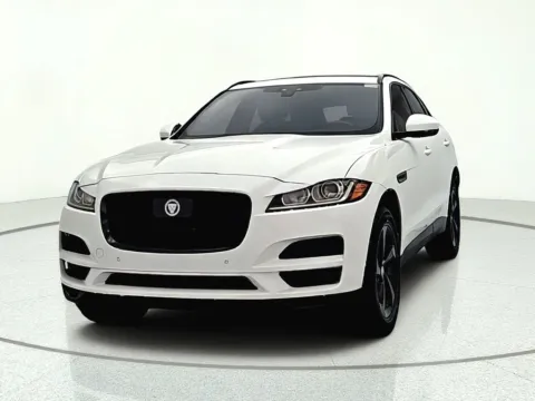 Photos of 2020 Jaguar F-PACE 25t Premium for sale in Gurnee, IL at CarWise Gurnee
