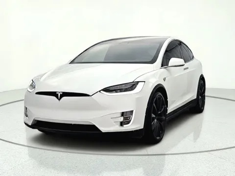 Photos of 2017 Tesla Model X 90D for sale in Gurnee, IL at CarWise Gurnee