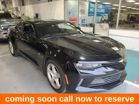 Black 2016 Chevrolet Camaro 1LT for sale in Gurnee, IL
