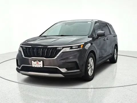 Photos of 2024 Kia Carnival LX for sale in Gurnee, IL at CarWise Gurnee
