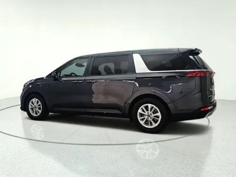 More photos of 2024 Kia Carnival LX at CarWise Gurnee, IL