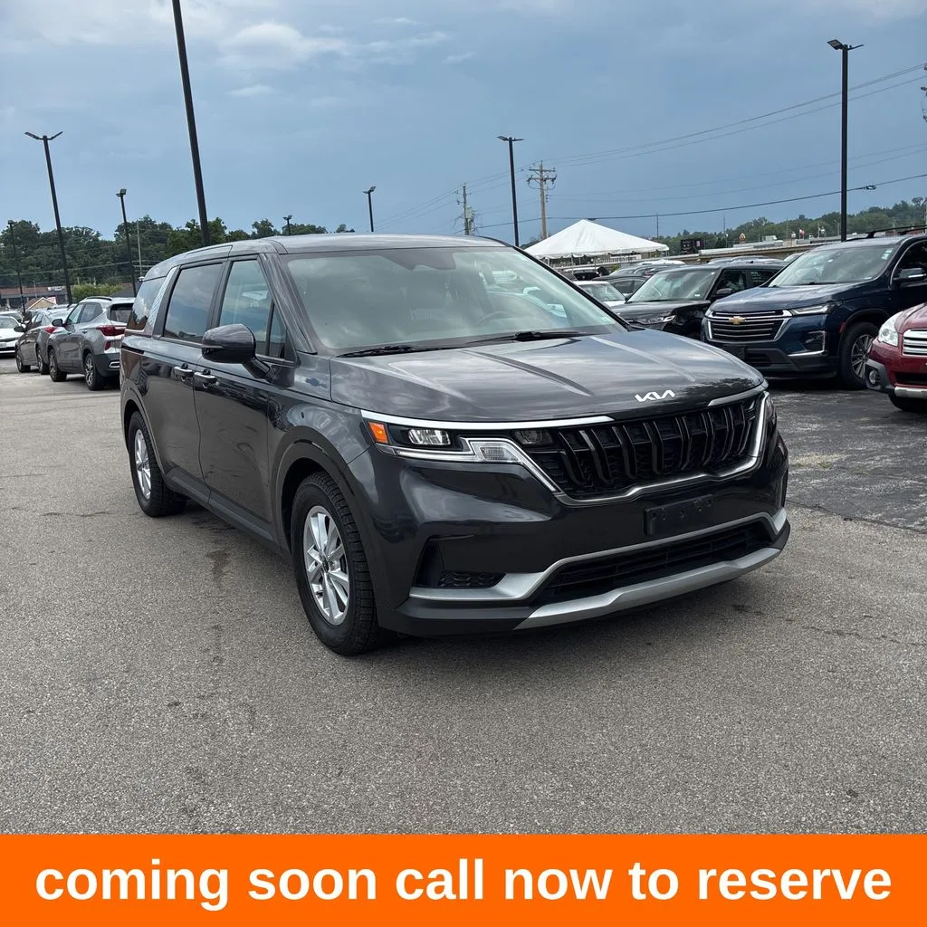 Gray 2024 Kia Carnival LX for sale in Gurnee, IL