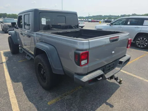 Photos of 2020 Jeep Gladiator Sport for sale in Gurnee, IL at CarWise Gurnee