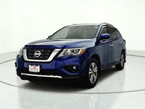 Photos of 2018 Nissan Pathfinder SL for sale in Gurnee, IL at CarWise Gurnee