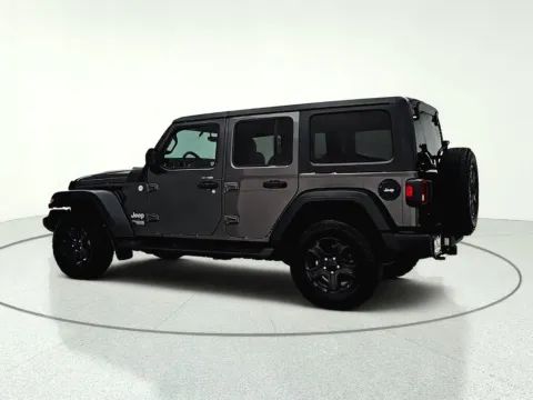 More photos of 2018 Jeep Wrangler Unlimited Sport S at CarWise Gurnee, IL