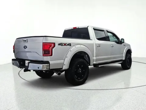 More photos of 2017 Ford F-150 Lariat at CarWise Gurnee, IL
