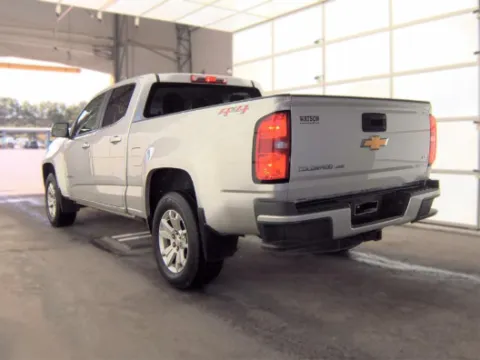 Photos of 2019 Chevrolet Colorado LT for sale in Gurnee, IL at CarWise Gurnee