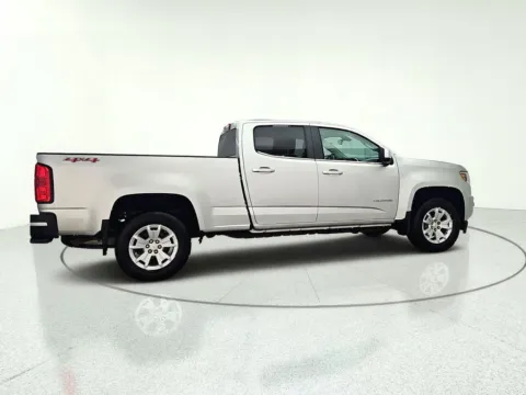 More photos of 2019 Chevrolet Colorado LT at CarWise Gurnee, IL