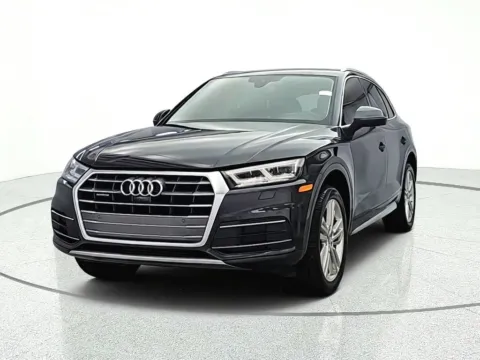 Photos of 2018 Audi Q5 2.0T Prestige for sale in Gurnee, IL at CarWise Gurnee