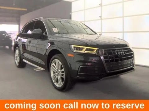 Gray 2018 Audi Q5 2.0T Prestige for sale in Gurnee, IL
