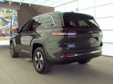 Photos of 2023 Jeep Grand Cherokee 4xe for sale in Gurnee, IL at CarWise Gurnee
