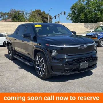 Black 2024 Chevrolet Silverado EV RST for sale in Gurnee, IL