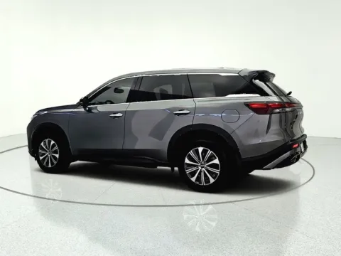 More photos of 2022 INFINITI QX60 PURE at CarWise Gurnee, IL