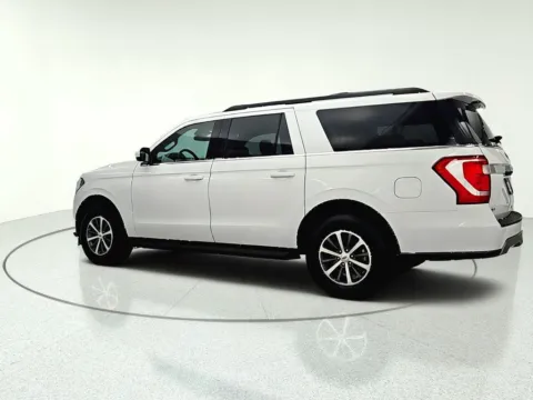 More photos of 2021 Ford Expedition Max XLT at CarWise Gurnee, IL