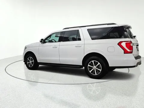 More photos of 2021 Ford Expedition Max XLT at CarWise Gurnee, IL
