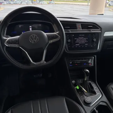 Another view of 2024 Volkswagen Tiguan 2.0T SE for sale in Gurnee, IL at CarWise Gurnee