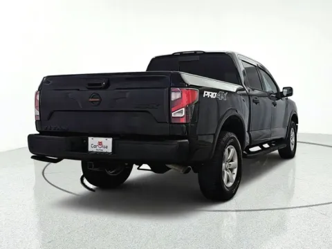More photos of 2021 Nissan Titan PRO-4X at CarWise Gurnee, IL