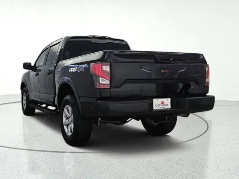 More photos of 2021 Nissan Titan PRO-4X at CarWise Gurnee, IL