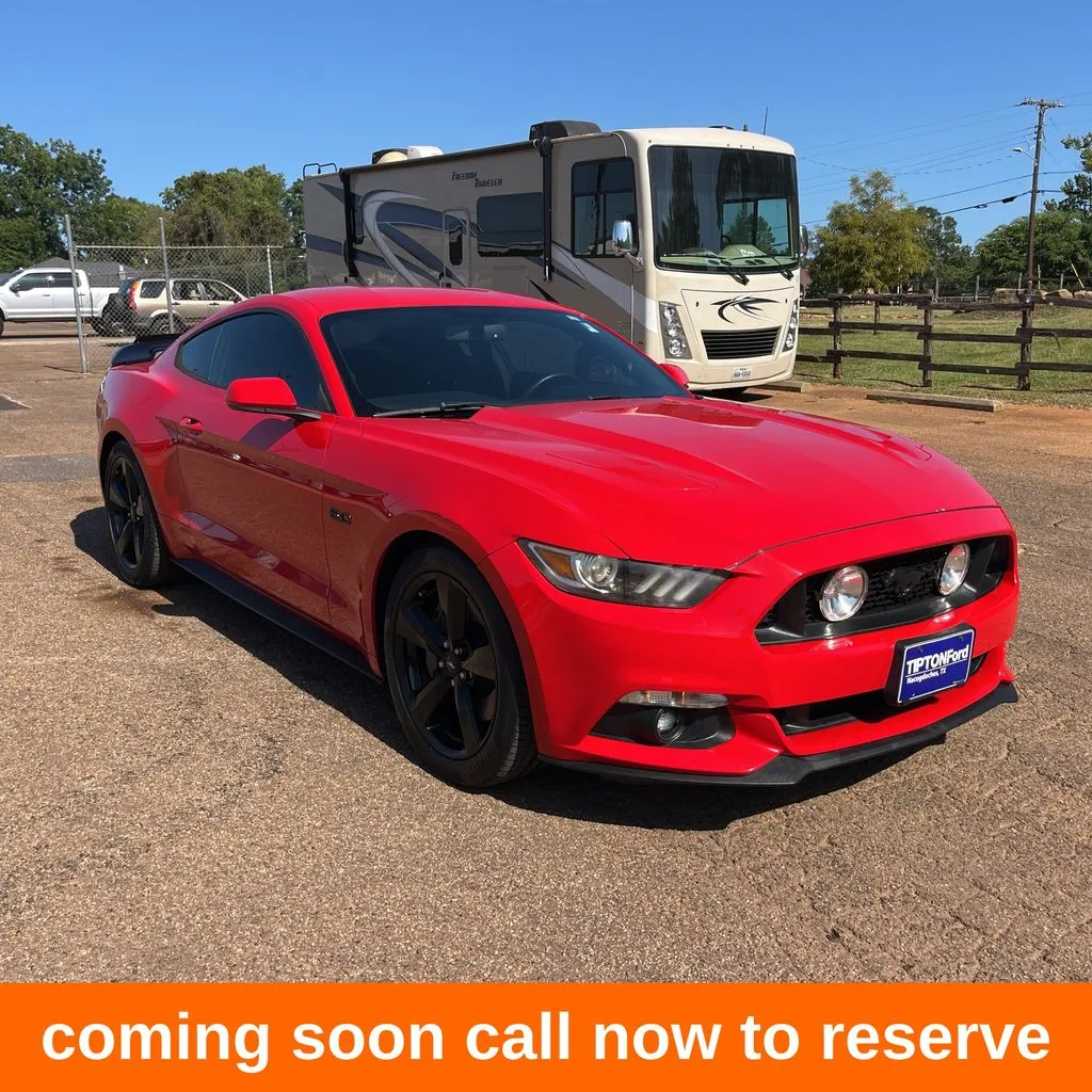2017 Ford Mustang GT RWD photo