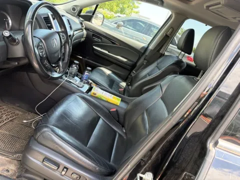 Another view of 2016 Honda Pilot Touring for sale in Gurnee, IL at CarWise Gurnee