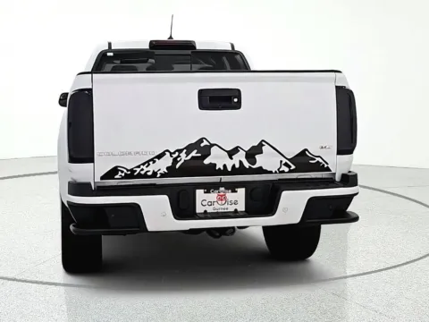 More photos of 2021 Chevrolet Colorado Z71 at CarWise Gurnee, IL