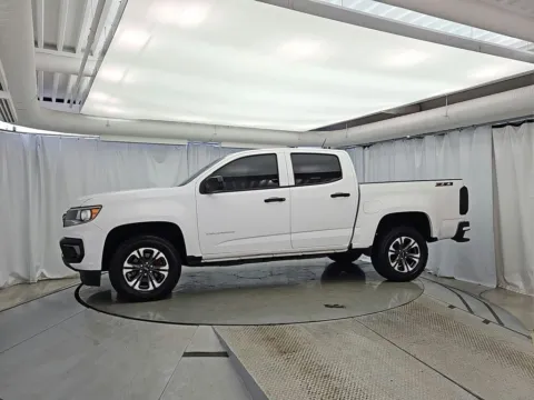 Another view of 2021 Chevrolet Colorado Z71 for sale in Gurnee, IL at CarWise Gurnee