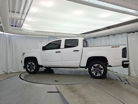 More photos of 2021 Chevrolet Colorado Z71 at CarWise Gurnee, IL